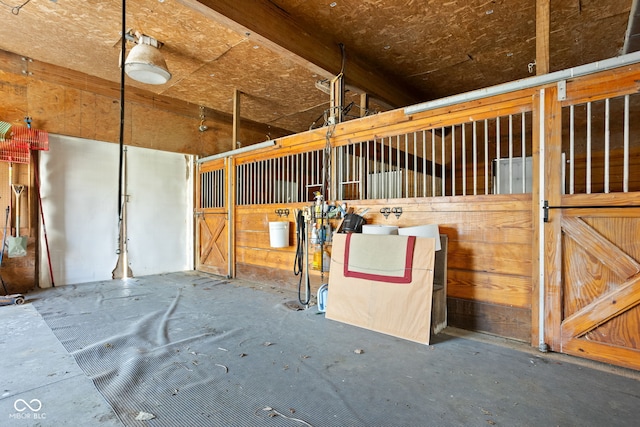 8552 E 550 S, Zionsville, IN 46077 - view of horse barn