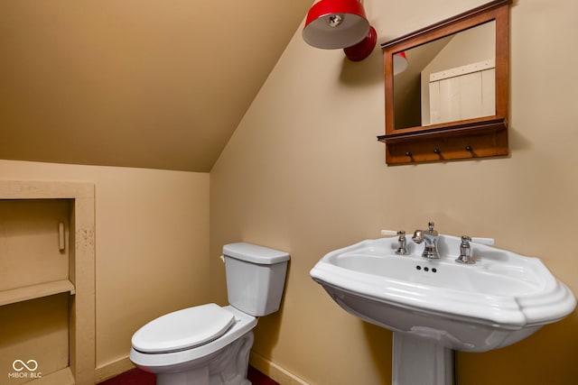 8552 E 550 S, Zionsville, IN 46077 - half bathroom with baseboards and vaulted ceiling