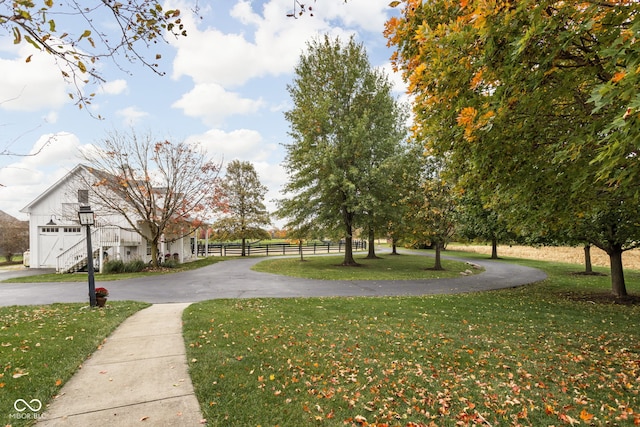 8552 E 550 S, Zionsville, IN 46077 - view of community featuring curved driveway