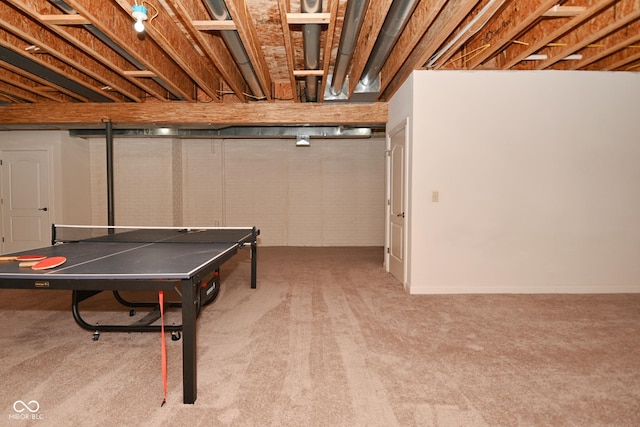 game room with carpet flooring