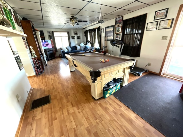 playroom featuring a drop ceiling, wood-type flooring, billiards, and ceiling fan