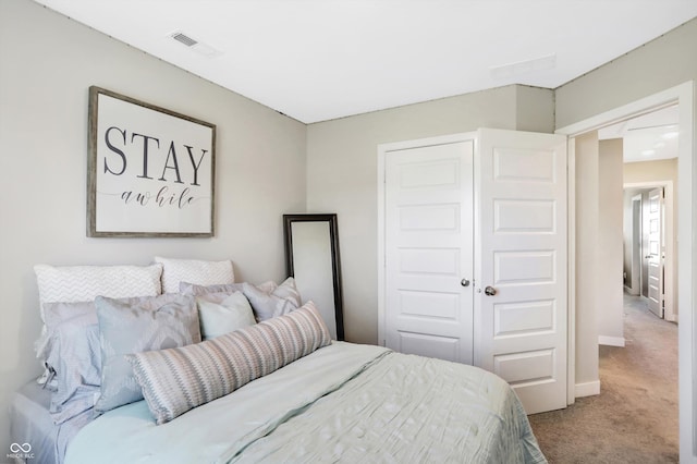 view of carpeted bedroom