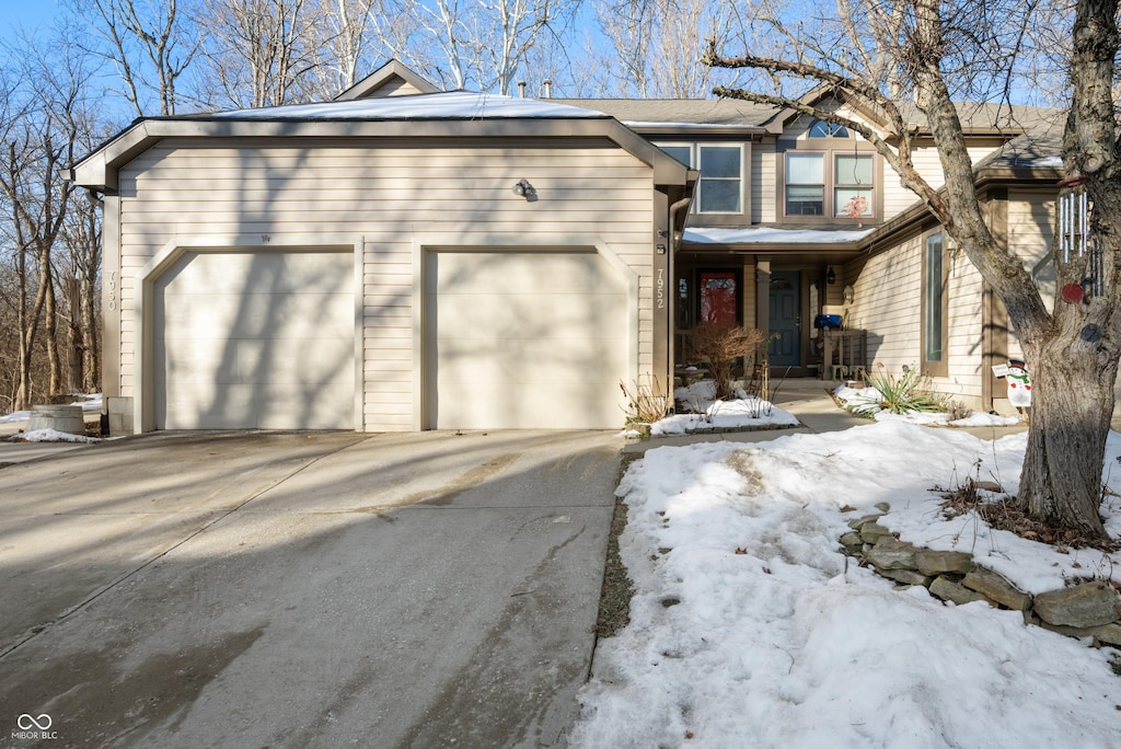 view of front of house featuring a garage