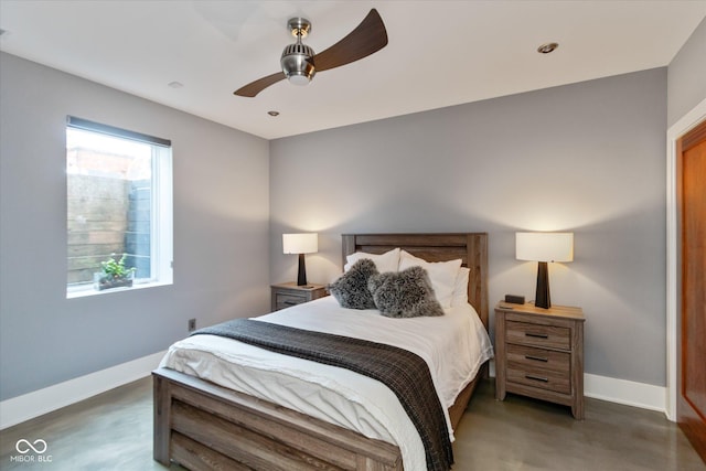 bedroom with ceiling fan