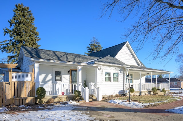 view of front facade featuring a porch