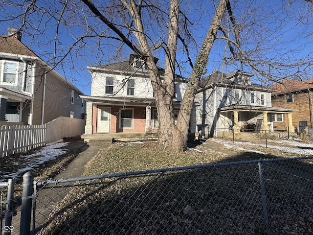 view of front facade featuring covered porch