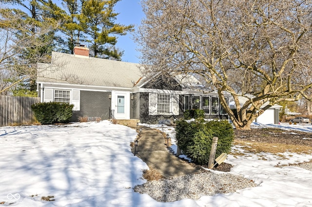 view of front facade featuring a garage