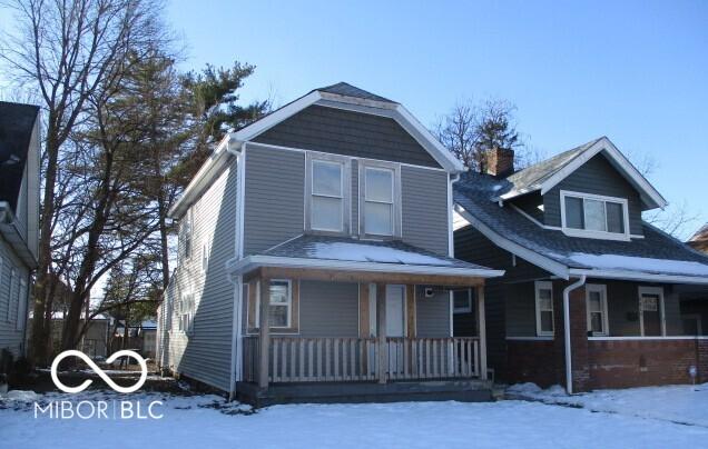 view of front of house with covered porch