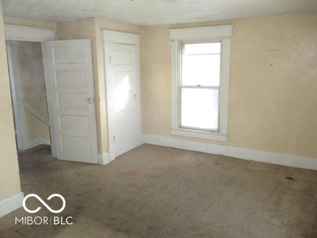 1053 W 35th St, Indianapolis, IN 46208 - photo 6