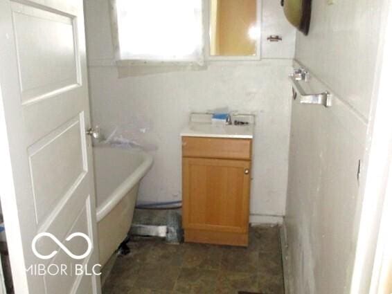 1053 W 35th St, Indianapolis, IN 46208 - photo 11