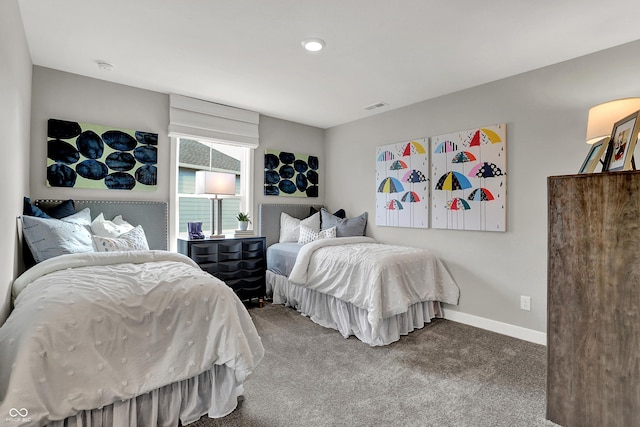 bedroom featuring carpet floors