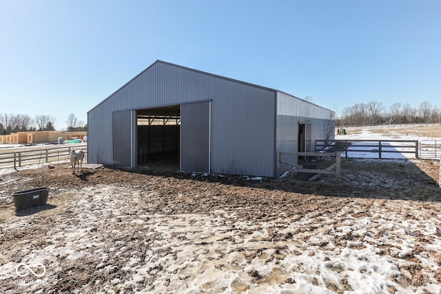 view of outbuilding