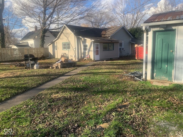 exterior space featuring a front lawn