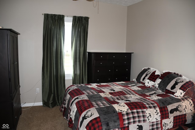 bedroom with carpet flooring