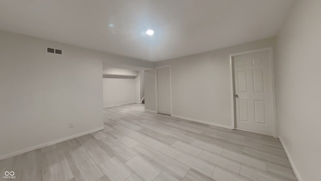 5131 Nicodemus Dr, Plainfield, IN 46168 - unfurnished room featuring baseboards, visible vents, and recessed lighting