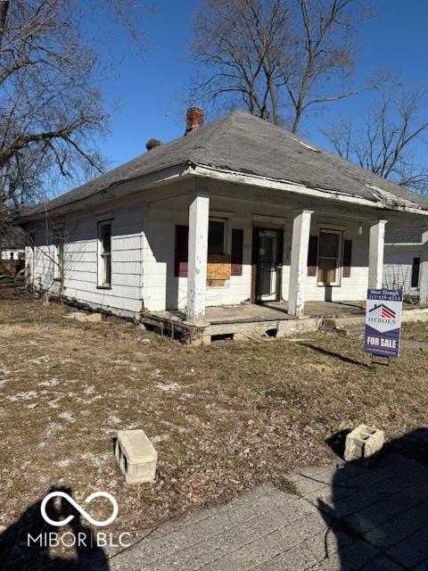 exterior space featuring a porch