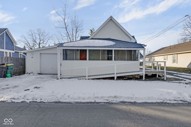 view of front facade with a garage