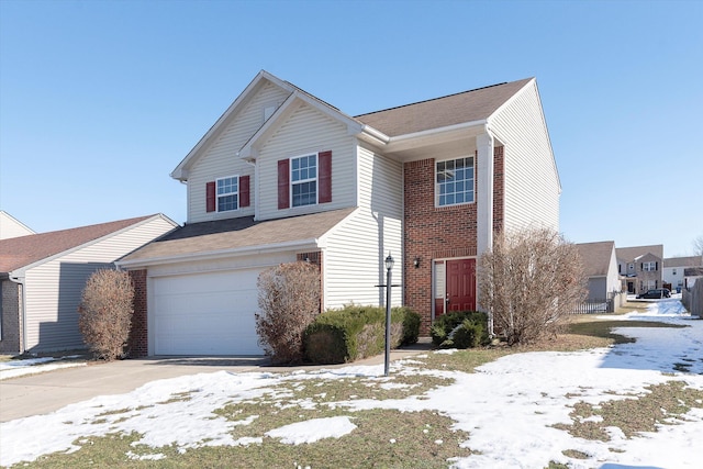 view of front property featuring a garage