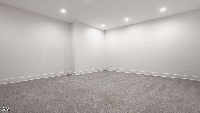 empty room with carpet