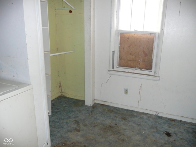 bathroom with concrete floors