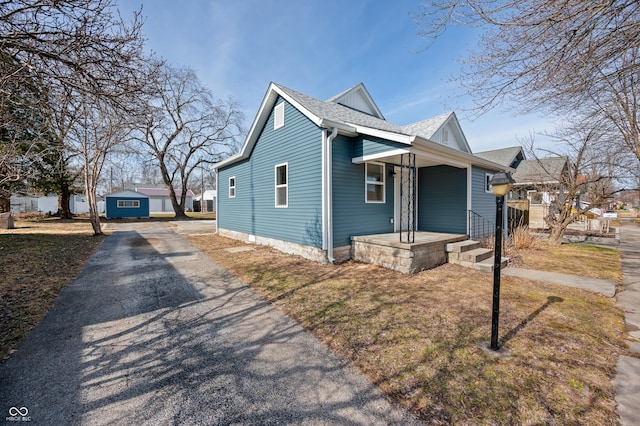 view of front of home