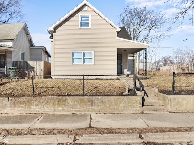 view of front of property featuring covered porch