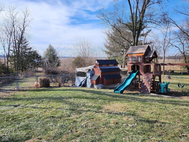 view of yard featuring a playground