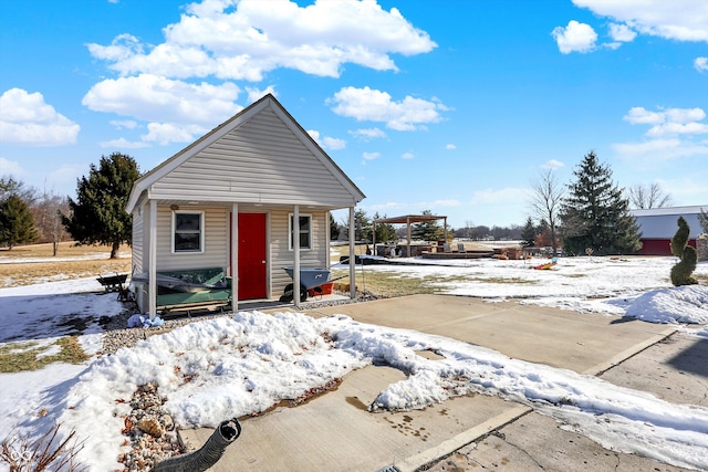 view of front of house