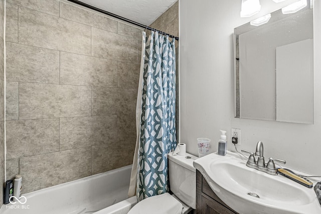 full bathroom featuring toilet, vanity, and shower / bath combo with shower curtain