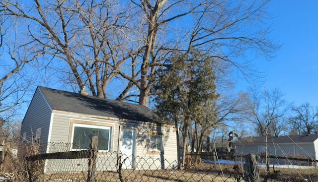 view of home's exterior