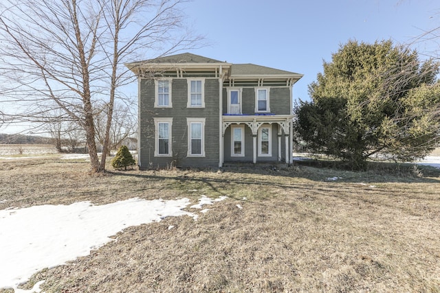 view of italianate home