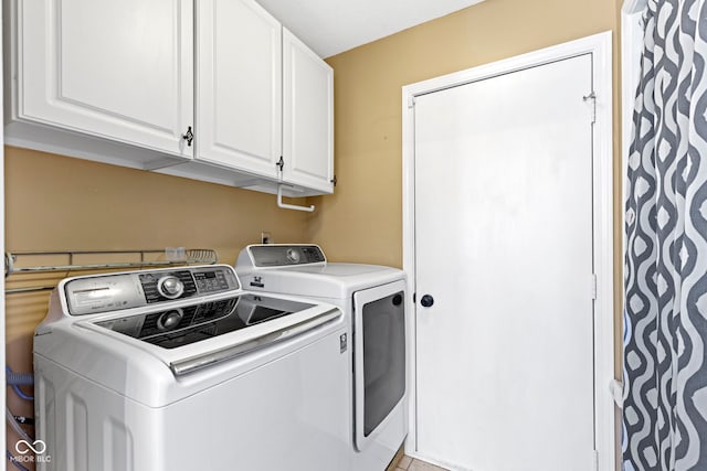 956 Dorchester Dr, Noblesville, IN 46062 - washroom featuring washing machine and clothes dryer and cabinet space