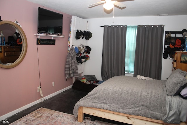 bedroom featuring ceiling fan