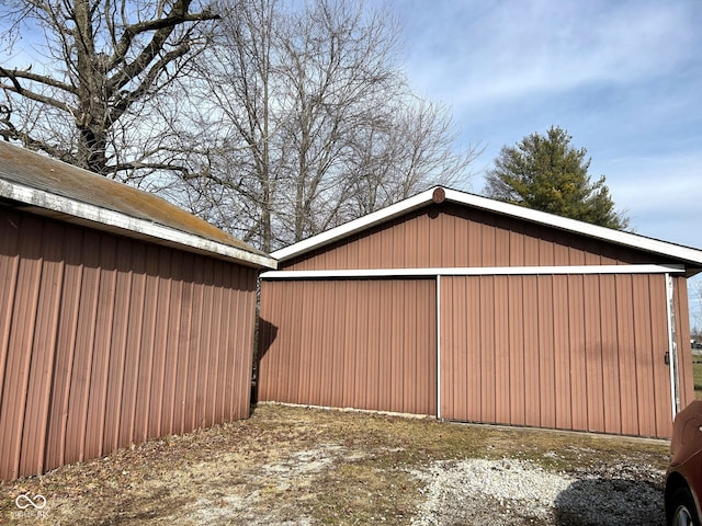 exterior space with an outbuilding