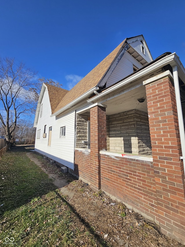 view of home's exterior