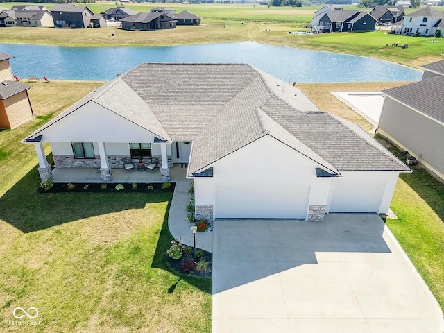 bird's eye view featuring a water view