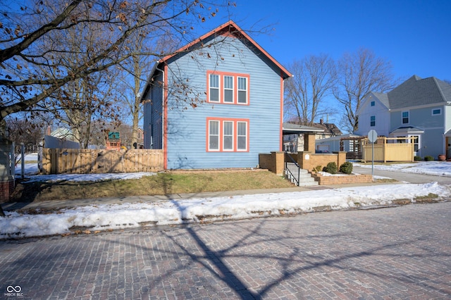 view of front of home