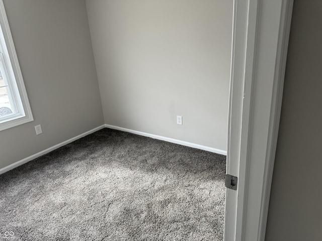 view of carpeted spare room