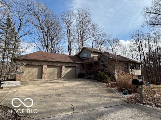 view of front of home with a garage