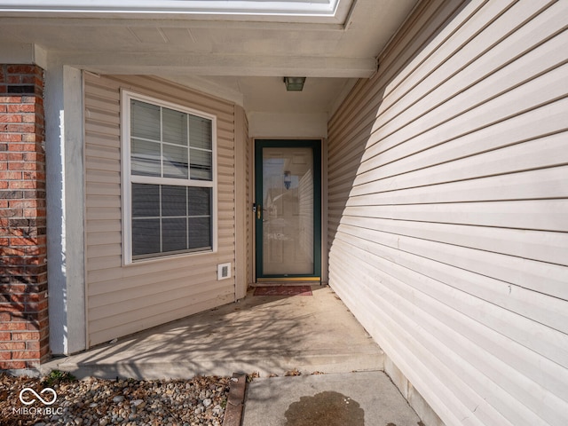 6264 Whitaker Farms Dr, Indianapolis, IN 46237 - view of doorway to property