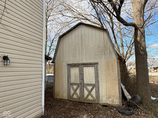 view of outbuilding