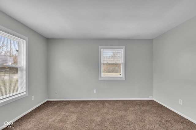 view of carpeted spare room