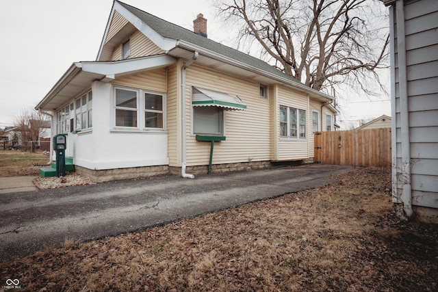 view of side of property