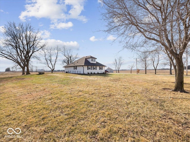 7279 W State Road 44, Shelbyville, IN 46176 - view of yard featuring a rural view