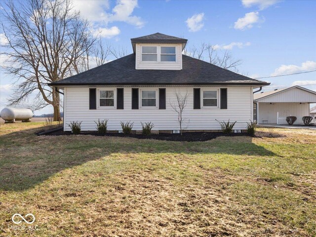 7279 W State Road 44, Shelbyville, IN 46176 - view of front facade featuring a front yard