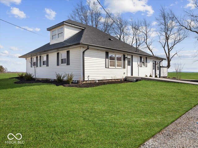 7279 W State Road 44, Shelbyville, IN 46176 - view of front of house featuring a front lawn