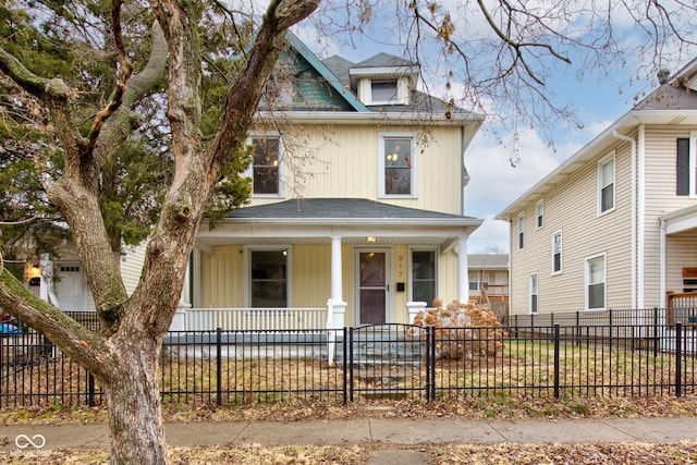 view of front facade featuring a porch