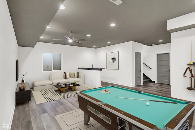 game room featuring hardwood / wood-style flooring, billiards, and ceiling fan