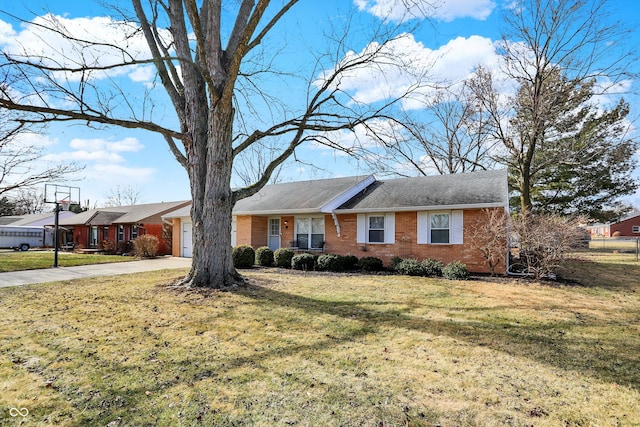 ranch-style house with a front lawn