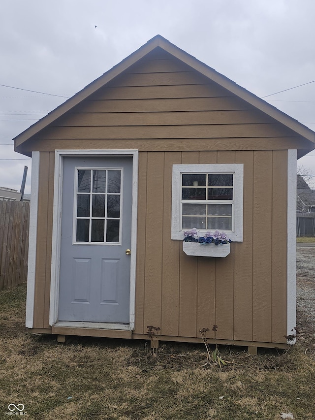 view of outbuilding